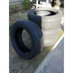 4 stuks Bridgestone B250 all season zonder velgen