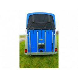 Bij Eemsned Zephir Aero polyester paardentrailer