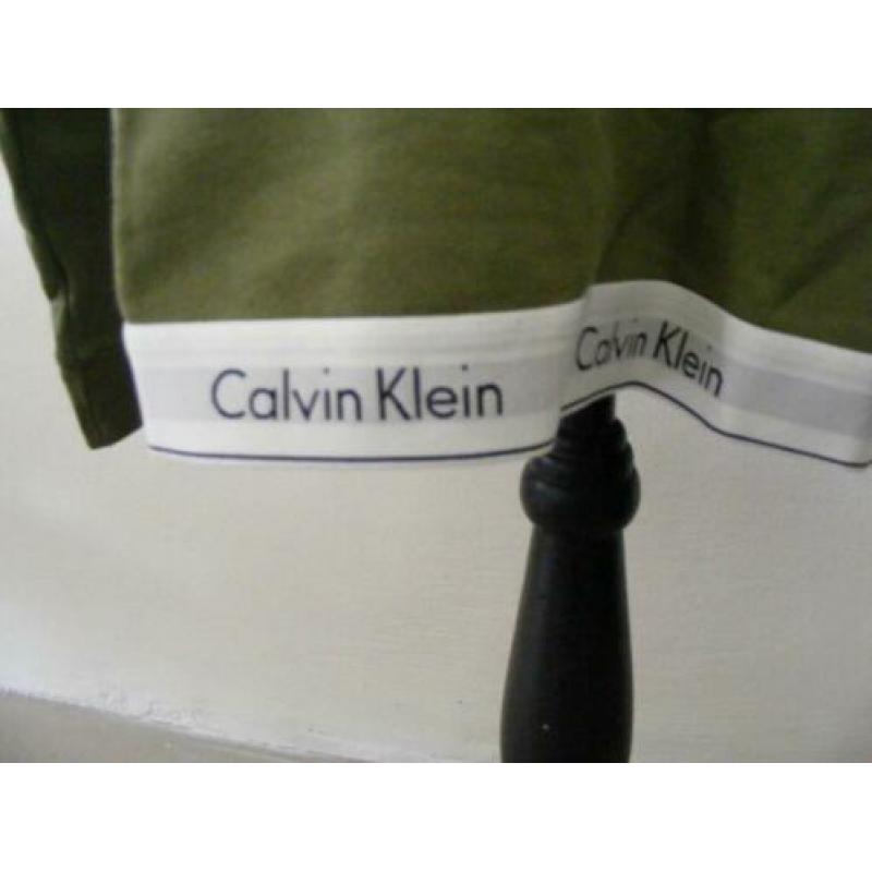 Calvin Klein legergroene sweater mt xl