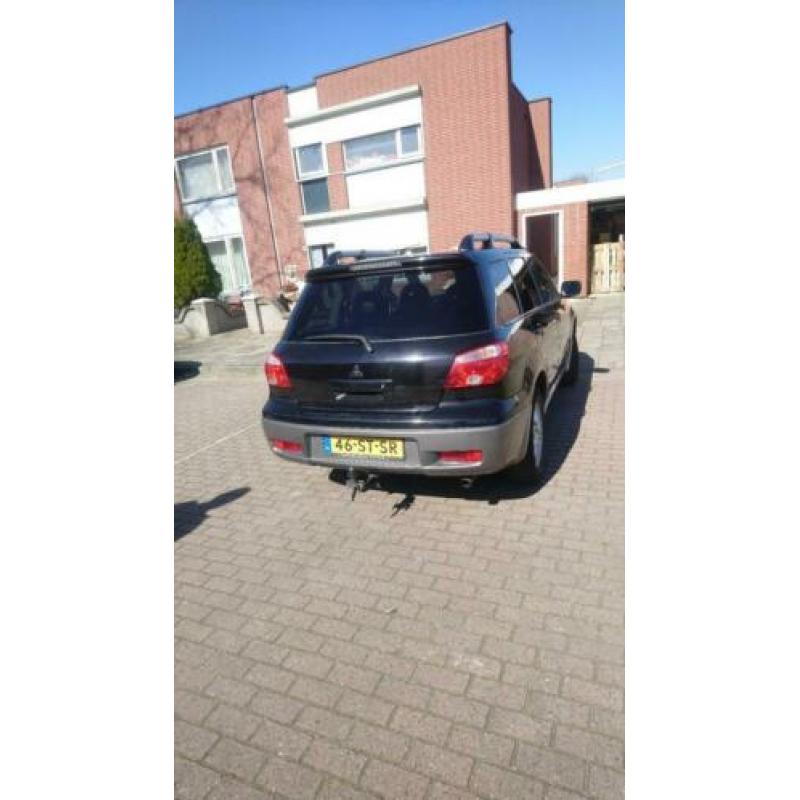 Mitsubishi Outlander 2.0 MPI 2WD 2006 Zwart