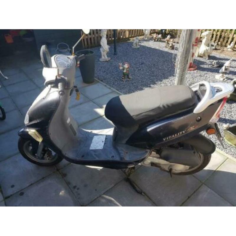 Kymco vitality zonder kenteken en papieren