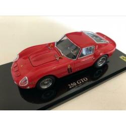 Ferrari - 250 GTO (1962) (red) - Kyosho - 1:43