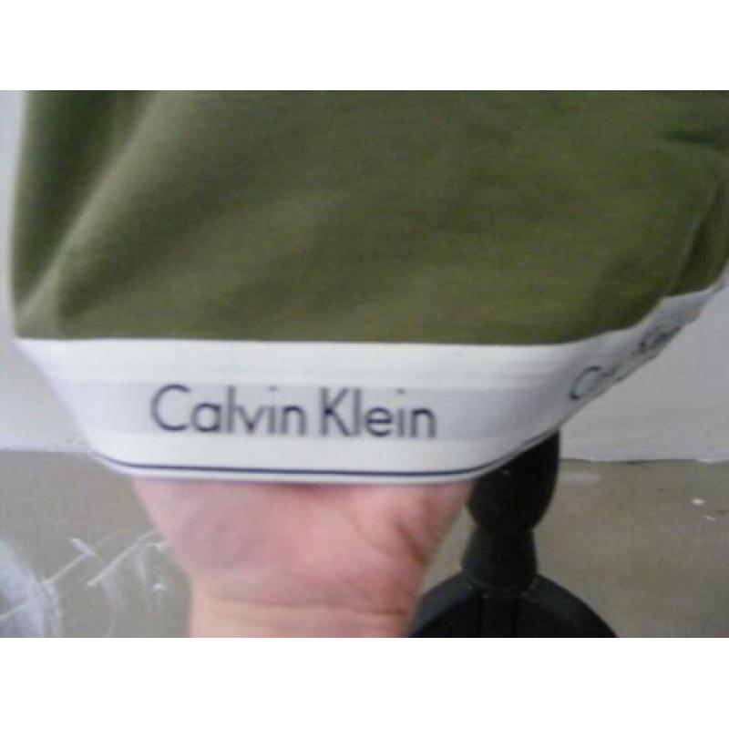 Calvin Klein legergroene sweater mt xl