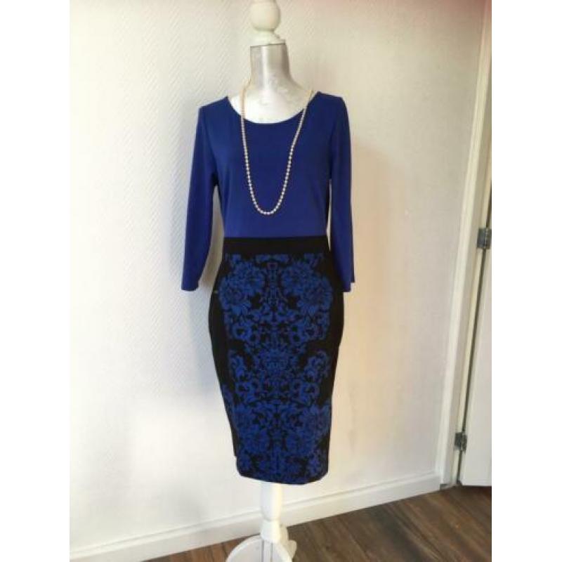 Prachtige nieuwe jurk Maat 40 stretch Blauw/Zwart