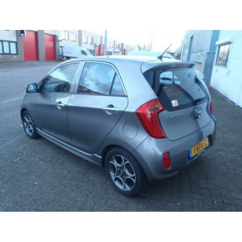 Kia Picanto 1.0 CVVT ISG Design Edition met navigatie