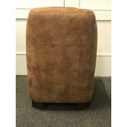 Fauteuil in stoer leer