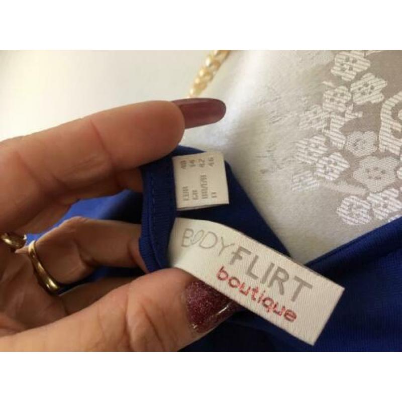 Prachtige nieuwe jurk Maat 40 stretch Blauw/Zwart