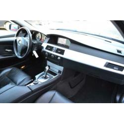 BMW 5 Serie Touring 523i B.Line automaat / NAVI / LEDER / TH