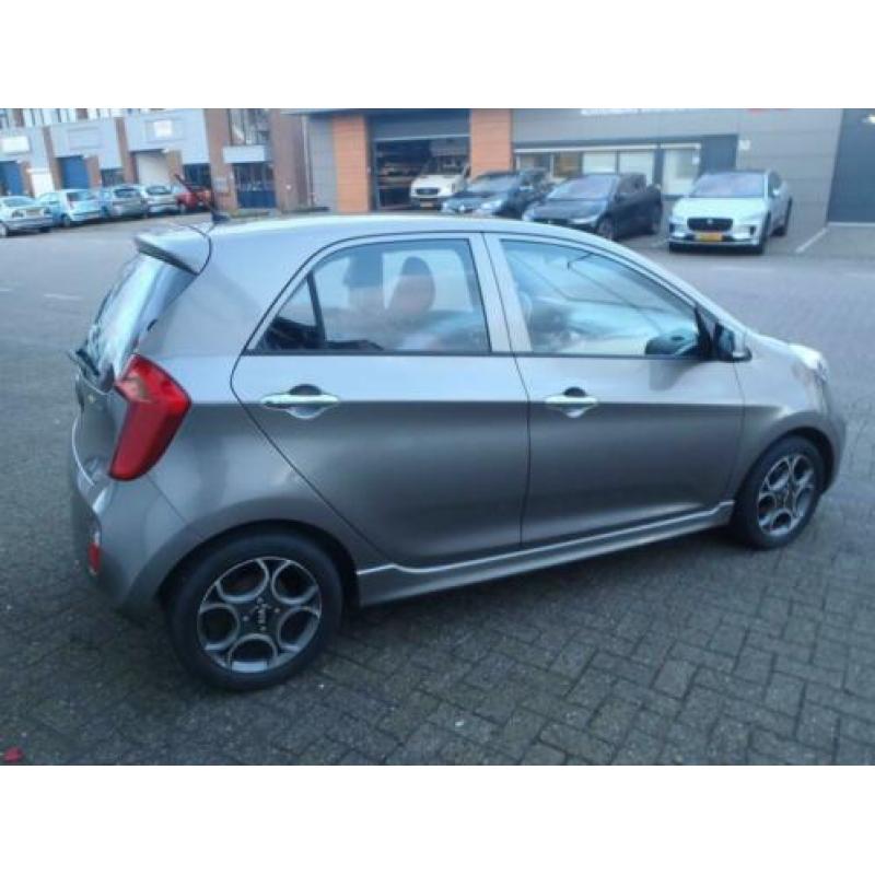 Kia Picanto 1.0 CVVT ISG Design Edition met navigatie