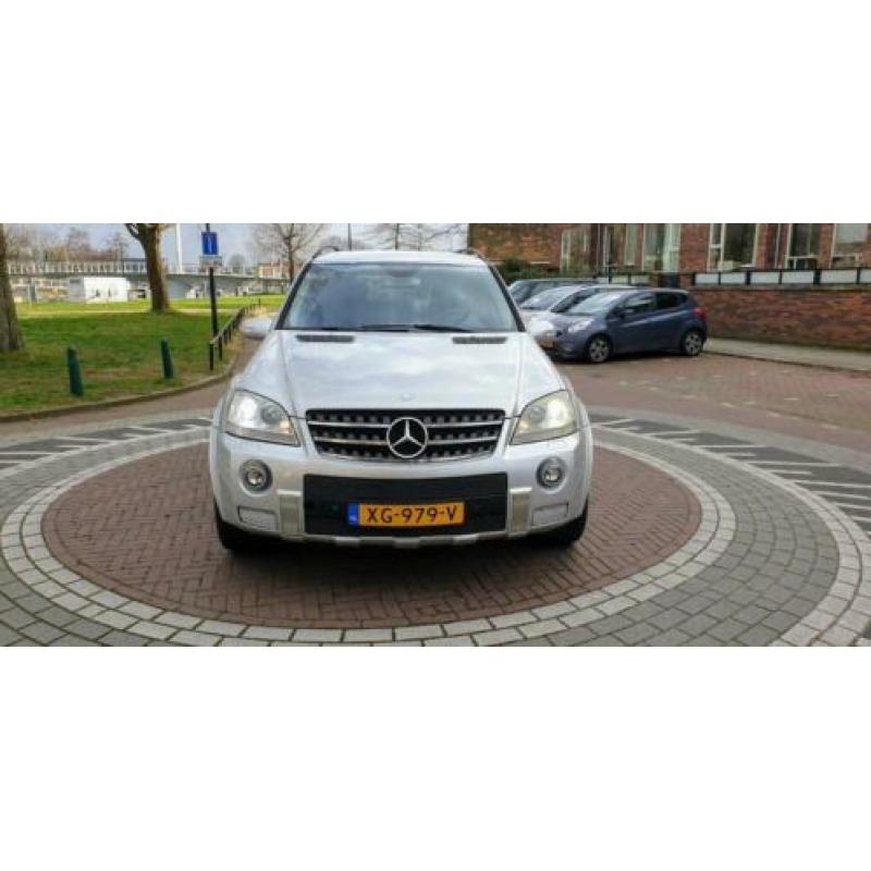 Mercedes 350 ML V6 Benzine AMG UITVOERING