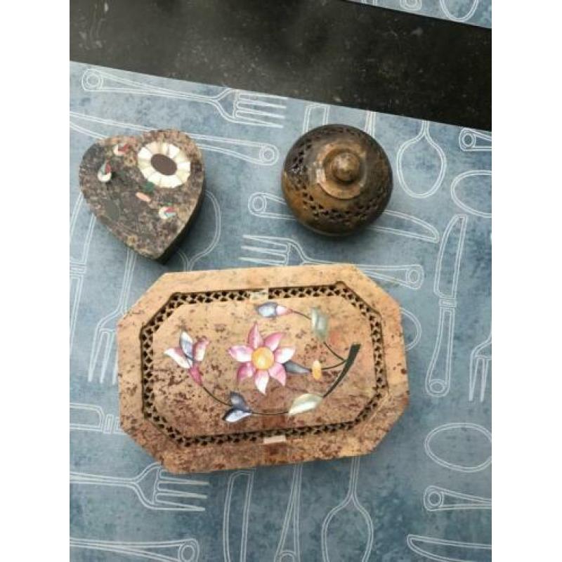 Partij : Brocante : tinnen vaas etc etc etc .Ook los te koop