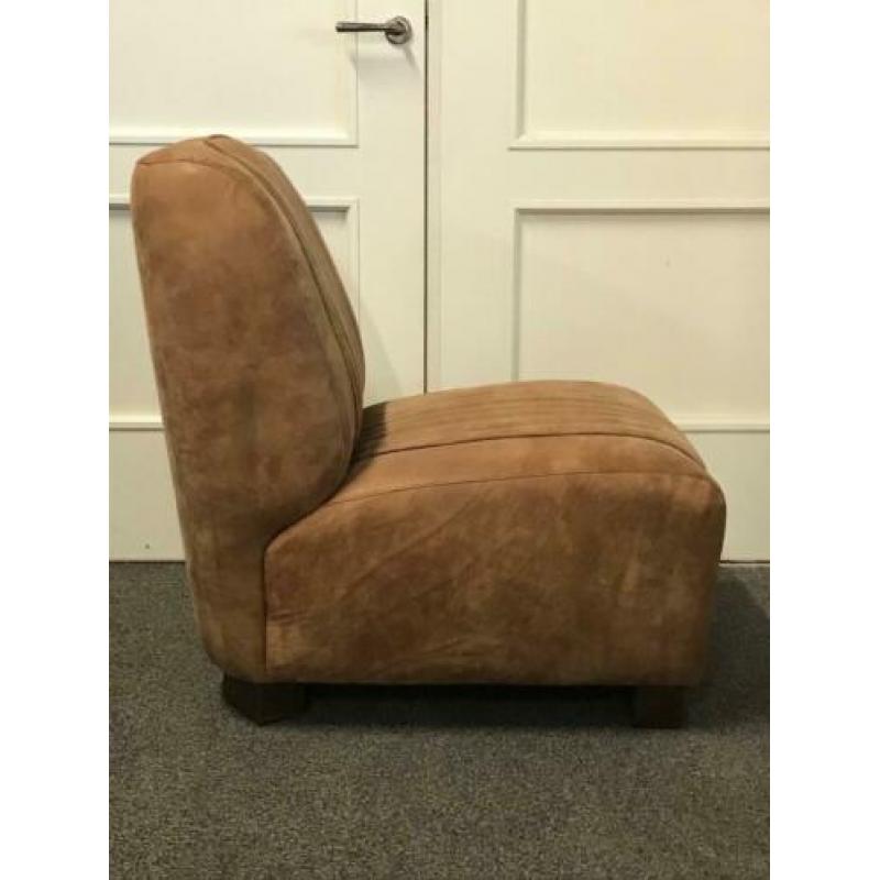 Fauteuil in stoer leer