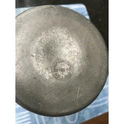 Partij : Brocante : tinnen vaas etc etc etc .Ook los te koop