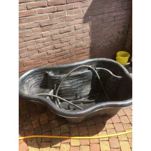 Vijver met diverse accessoires