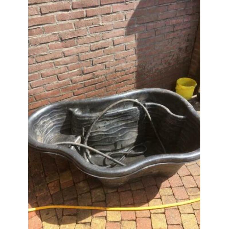 Vijver met diverse accessoires