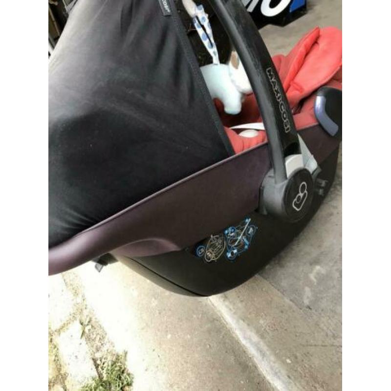 Maxi Cosi Pebble autostoel voor baby