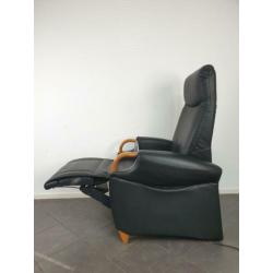 Fitform leren sta op stoel relax fauteuil staopstoel zwart