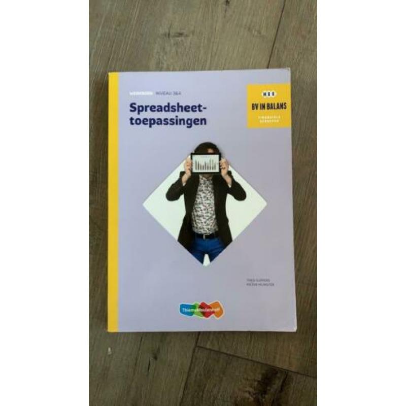 Spreadsheet toepassingen. Werkboek en basisboek.