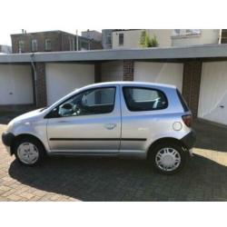 Toyota Yaris 1.0 16V 3DR 2000 Grijs