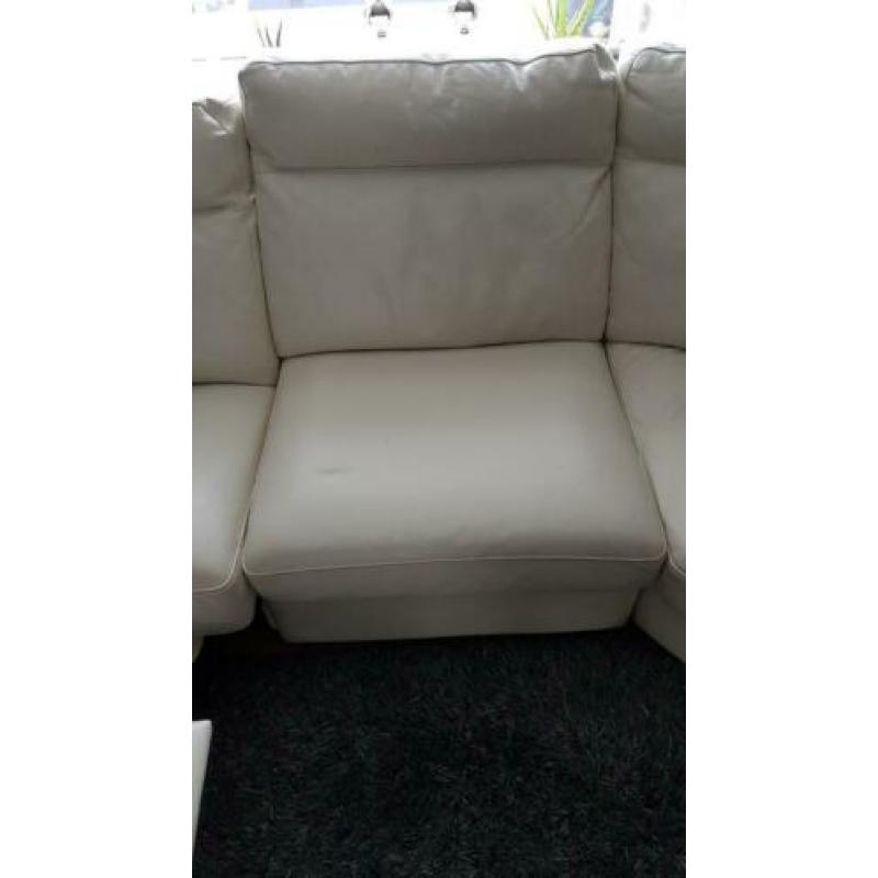 chateau d'ax hoekbank + fauteuil wit leder