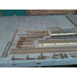 Antiek Bouwmateriaal, hang en sluitwerk