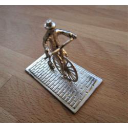zilveren miniatuur FIETSER