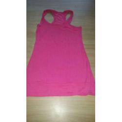 4 shirtjes zonder mouw maat M