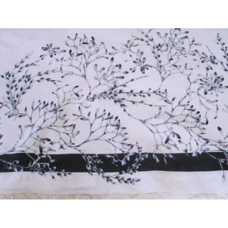 Zara groot tafellaken 150 x 250