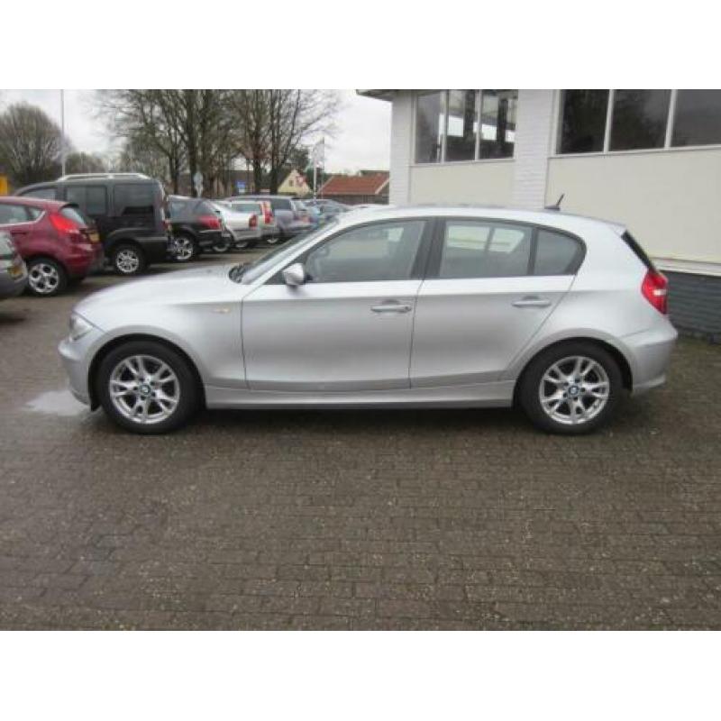 BMW 1-Serie 1.6 I 116 90KW 5DR H6