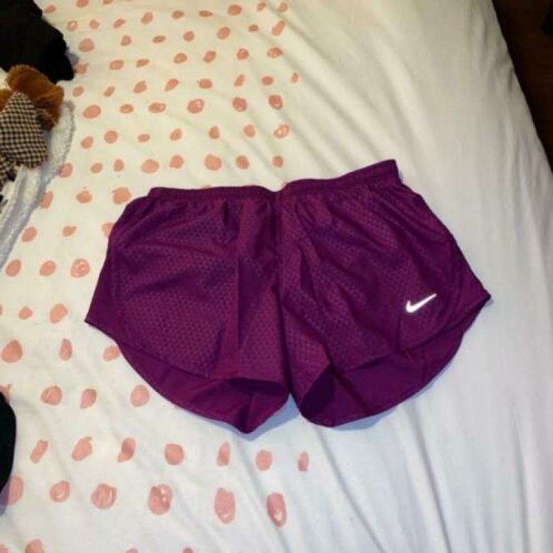 sportkleding - korte broekjes en legging
