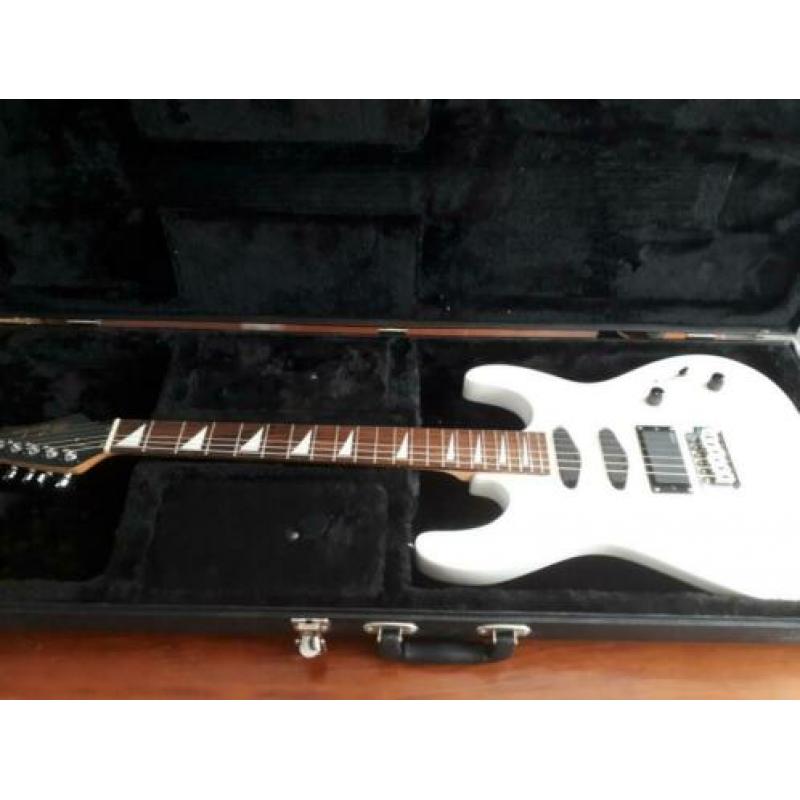 Strings & Things Custom stratocaster EMG Memphis USA