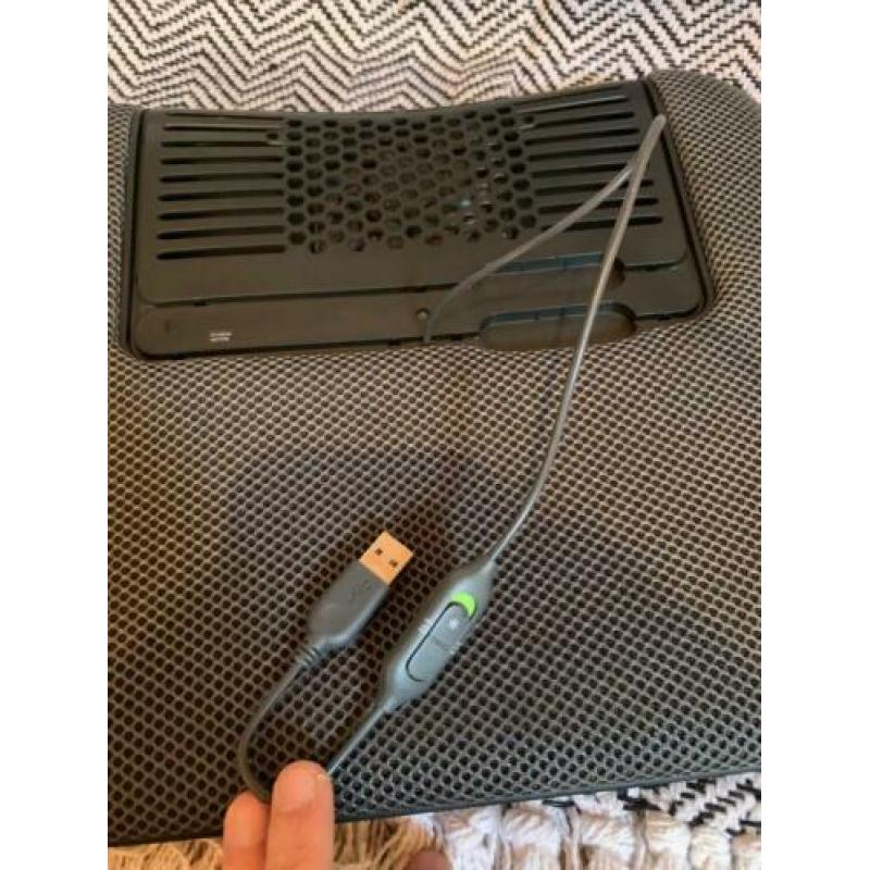 Zeer nette Logitech laptop koeler