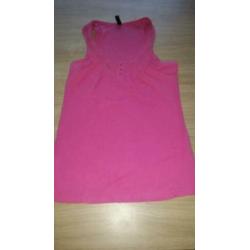 4 shirtjes zonder mouw maat M