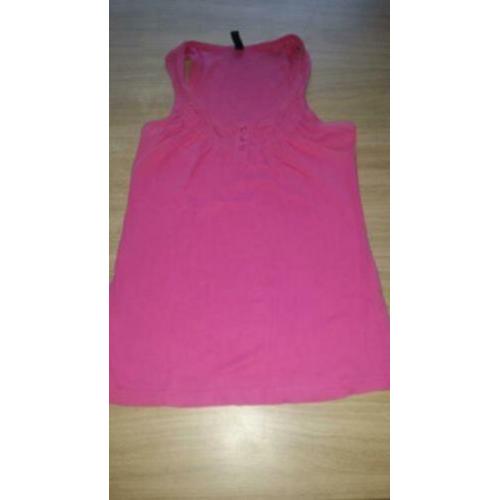 4 shirtjes zonder mouw maat M