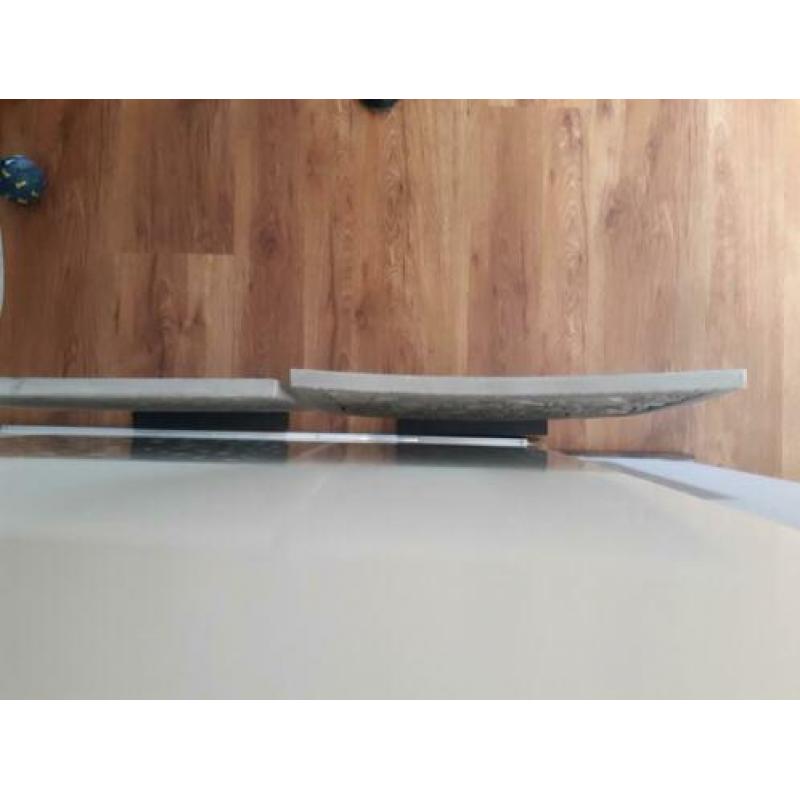 2x leuke raam / muur decoratie