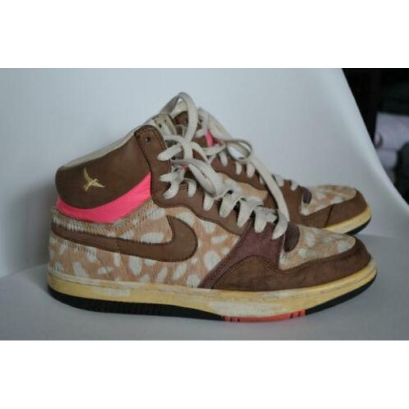 Nike Air force sneakers print beige bruin maat 41