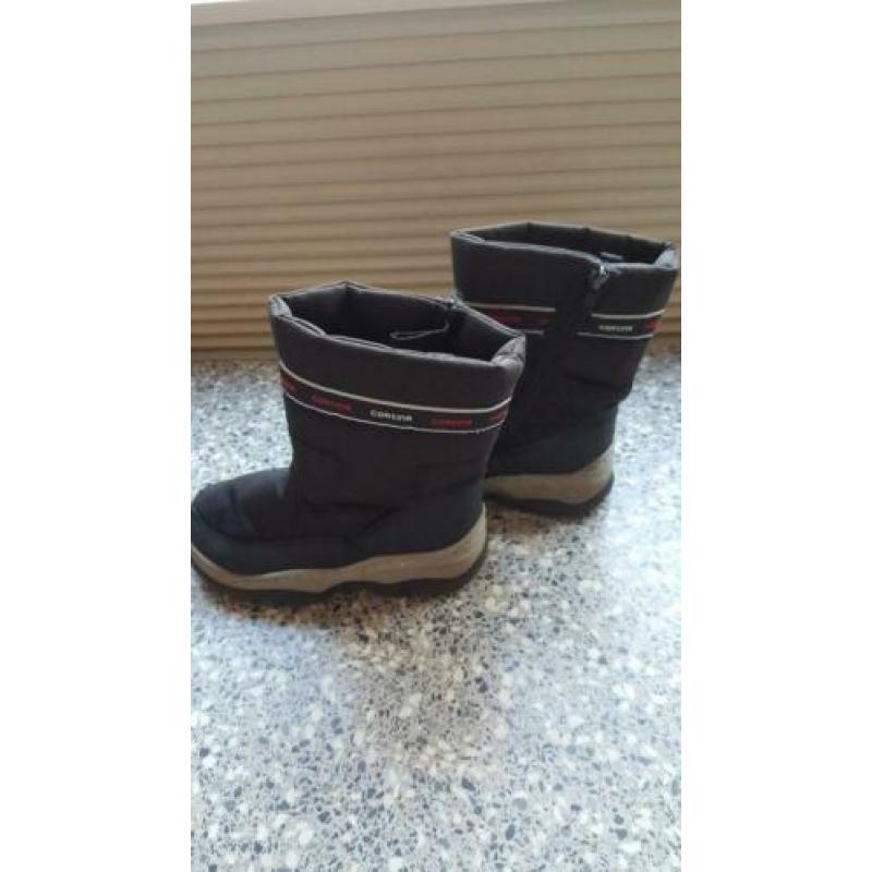 Snowboots/ laarzen/ winterlaarzen maat 32