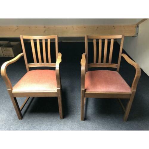 Antieken stoelen