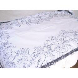 Zara groot tafellaken 150 x 250