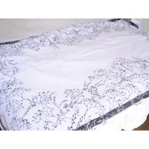 Zara groot tafellaken 150 x 250