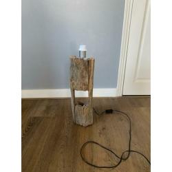 Oud hout heidepaal tafellamp excl kap