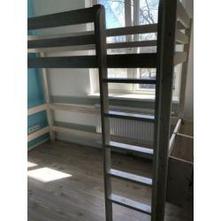 Hoogslaper hout wit, tegen elk aannemelijk bod