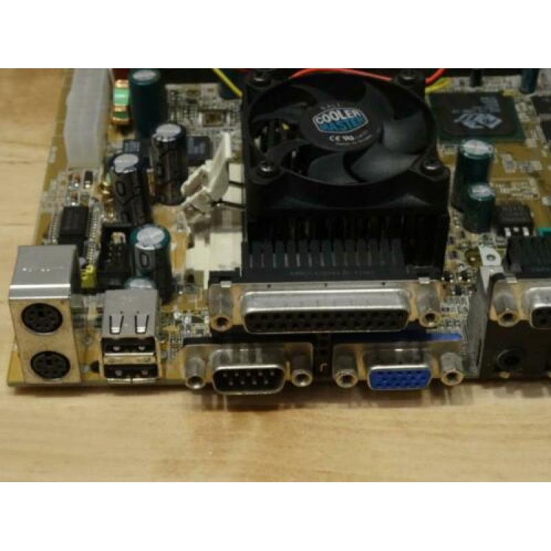 MSI MS-6159 V1.0 + Celeron 466MHz + 512MB