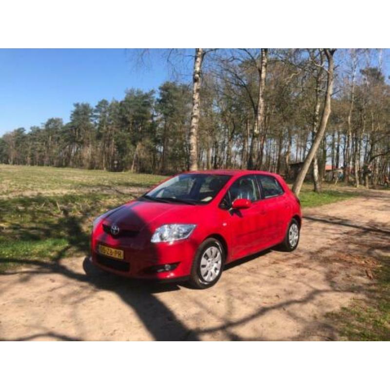 Toyota Auris 1.6 16V Vvt-i 5DR Terra MMT 2007 Rood