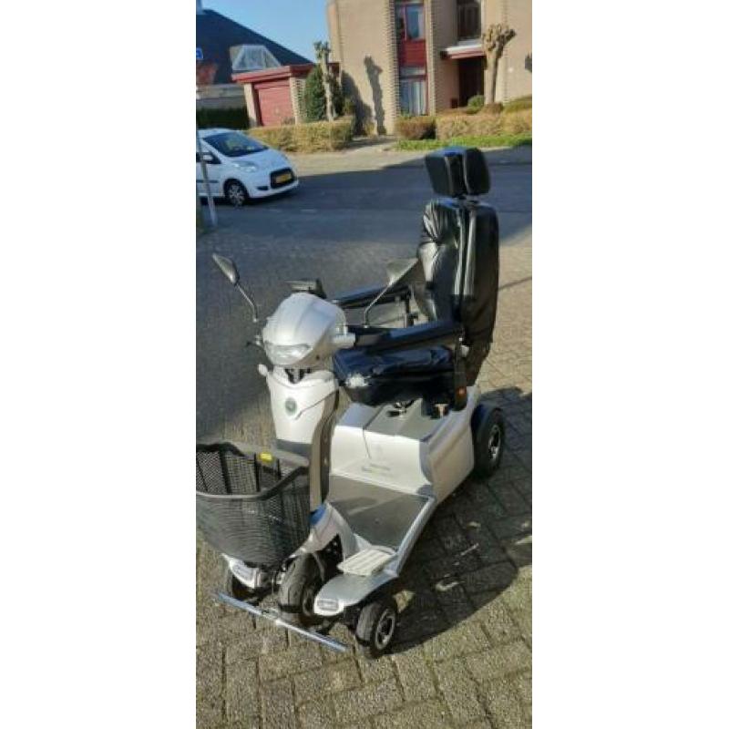 Schitterende scootmobiel Type quingo toura 2