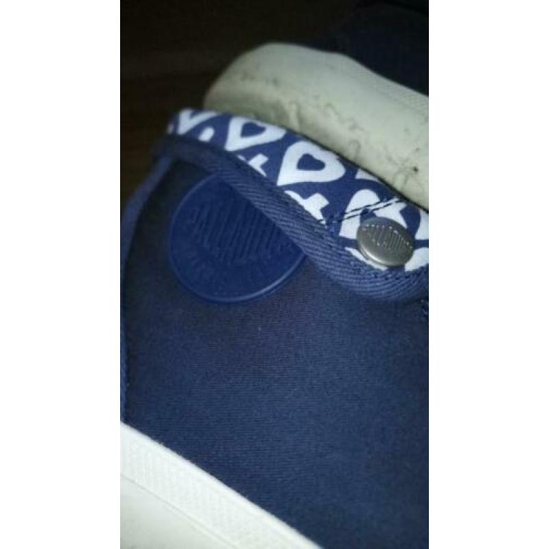 Palladium schoenen. Maat 40