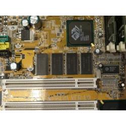 MSI MS-6159 V1.0 + Celeron 466MHz + 512MB
