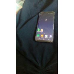 Galaxy s8 perfect werkend maar scheur in het serm