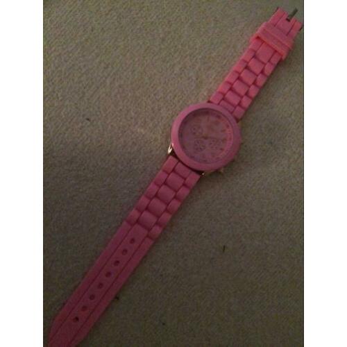 Dameshorloges set van 2, 1roze, 1mintgroen, nieuw