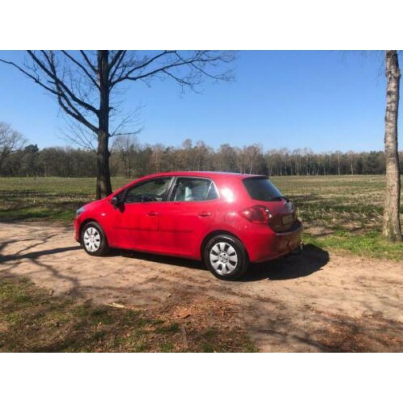 Toyota Auris 1.6 16V Vvt-i 5DR Terra MMT 2007 Rood